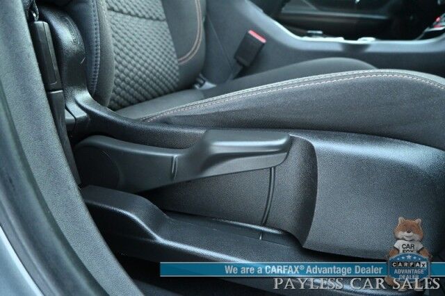 2020 GMC Terrain SLE / AWD / Auto Start / Power & Heated Cloth Seats / Bluetooth / Apple CarPlay & Android Auto / Lane Departure & Collision Alert / Back Up Camera / Cruise Control / Power Liftgate / Keyless Entry & Start / Tow Pkg / 1-Owner Anchorage AK