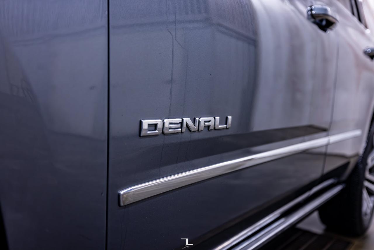 2020 GMC Yukon AWD Denali Leather Roof Nav BCam Red Deer AB