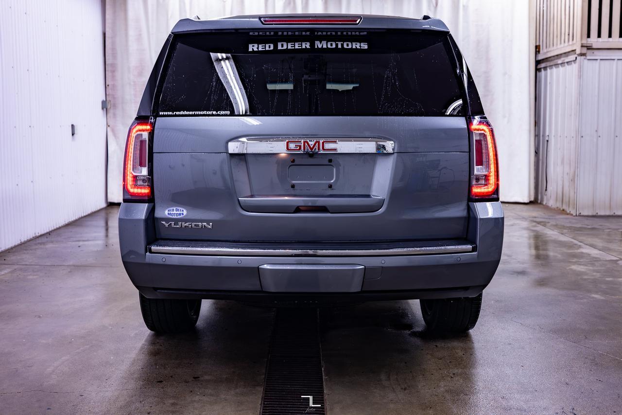2020 GMC Yukon AWD Denali Leather Roof Nav BCam Red Deer AB