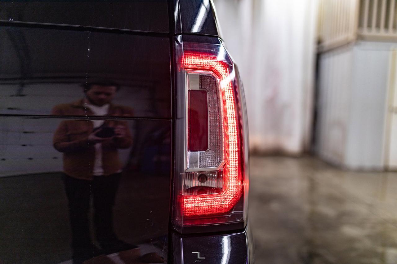 2020 GMC Yukon AWD SLE BCam 8 Passenger Red Deer AB