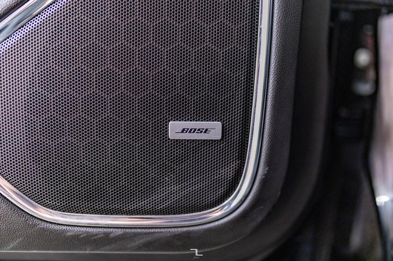 2020 GMC Yukon AWD SLE BCam 8 Passenger Red Deer AB