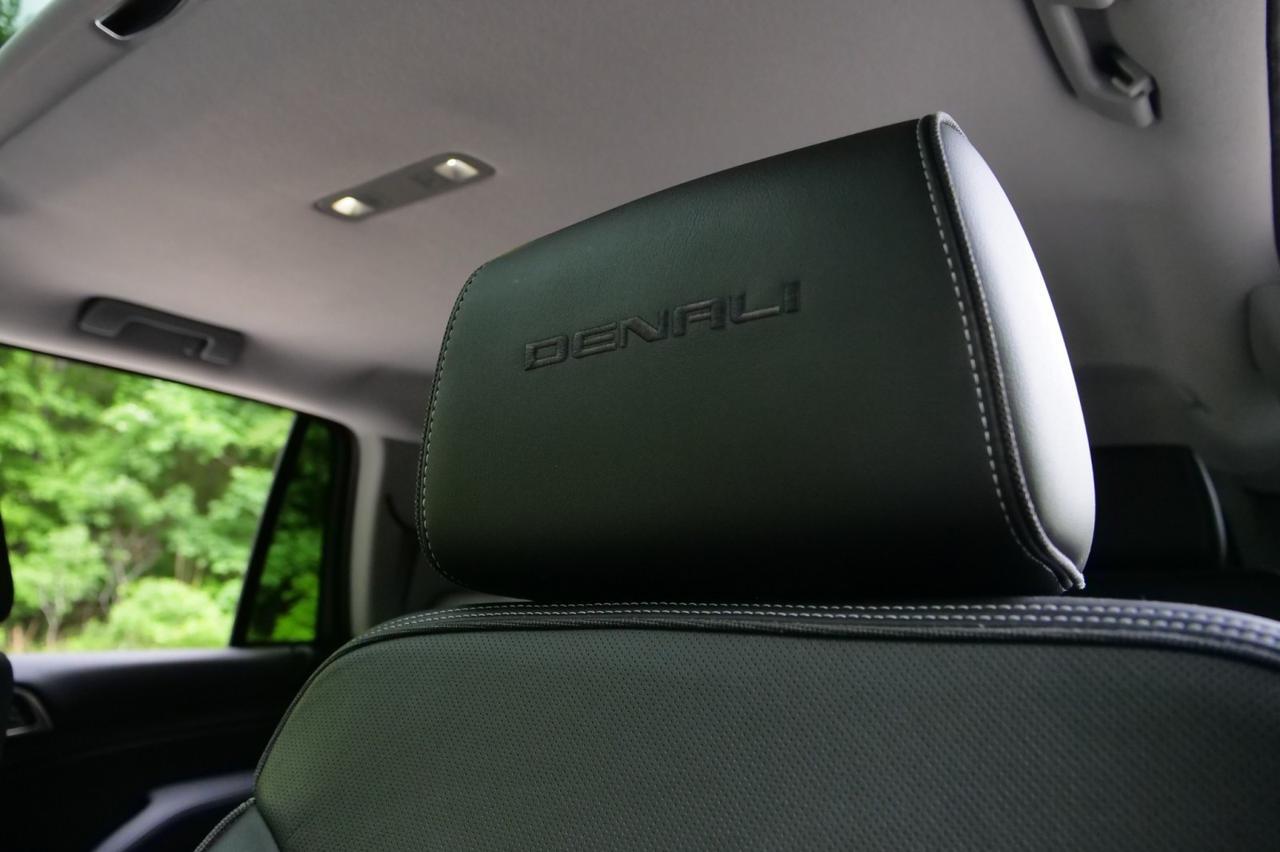 2020 GMC Yukon Denali 4WD / Third Row / 6.2L V8 / Cooled Seats! Lincolnton NC