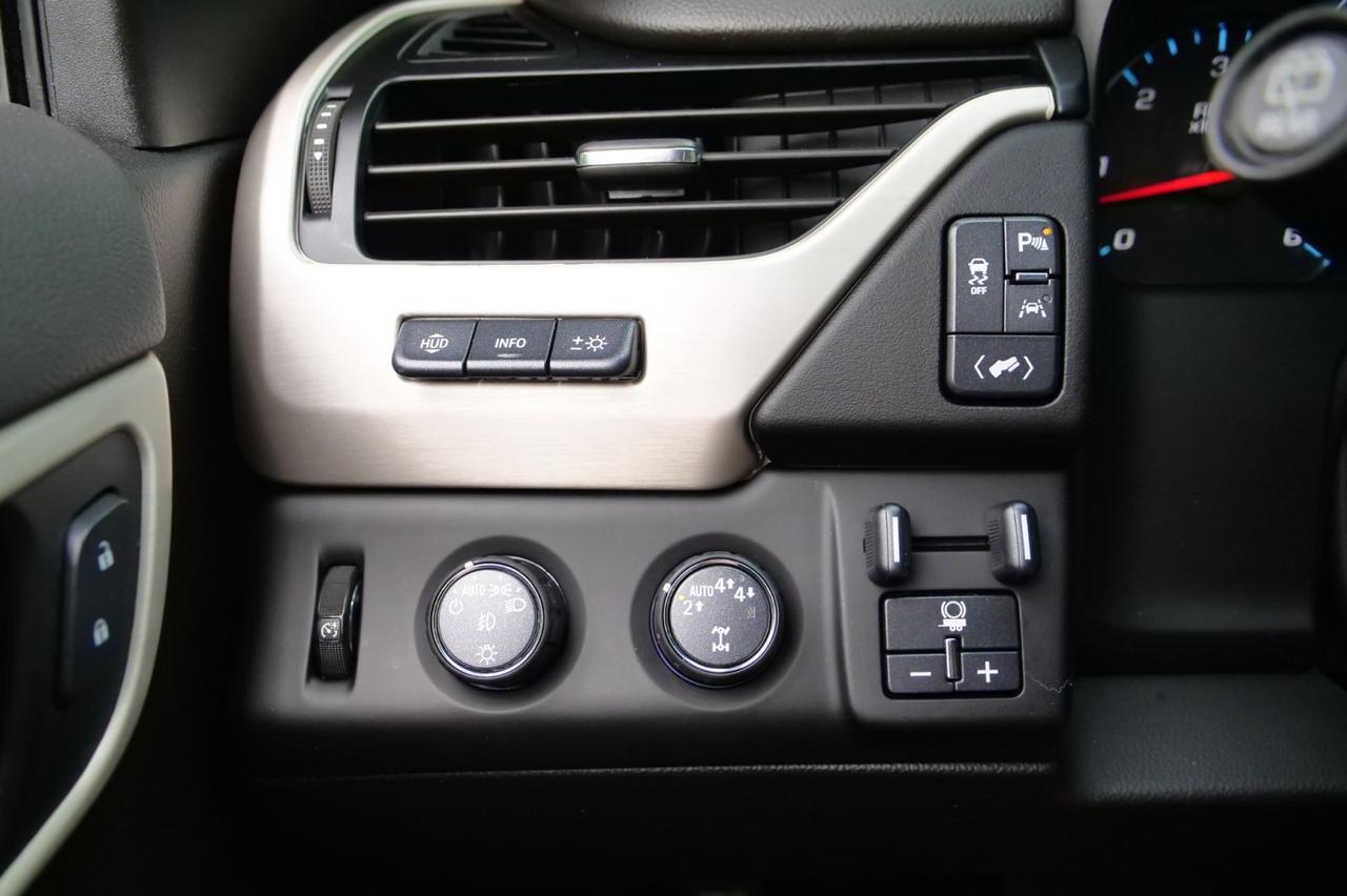2020 GMC Yukon Denali 4WD / Third Row / 6.2L V8 / Cooled Seats! Lincolnton NC