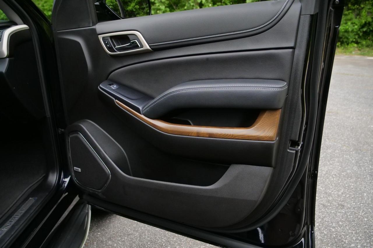 2020 GMC Yukon Denali 4WD / Third Row / 6.2L V8 / Cooled Seats! Lincolnton NC