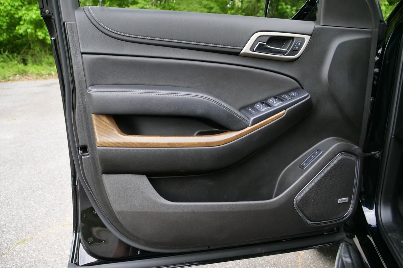 2020 GMC Yukon Denali 4WD / Third Row / 6.2L V8 / Cooled Seats! Lincolnton NC
