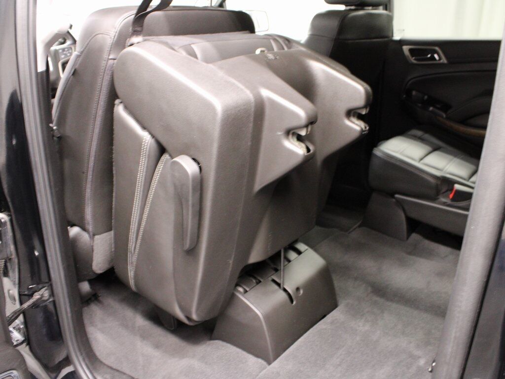 2020 GMC Yukon XL Denali 4WD 7 Passenger Fond du Lac WI