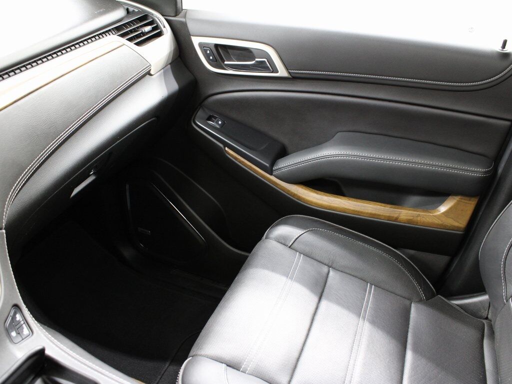2020 GMC Yukon XL Denali 4WD 7 Passenger Fond du Lac WI