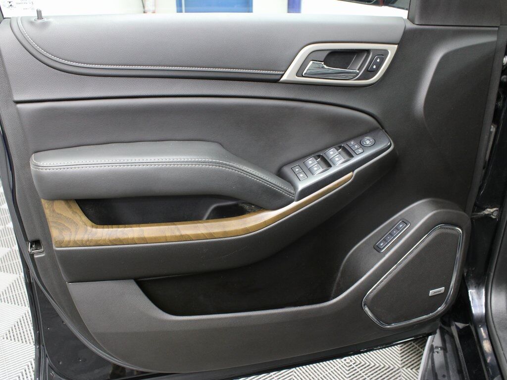 2020 GMC Yukon XL Denali 4WD 7 Passenger Fond du Lac WI