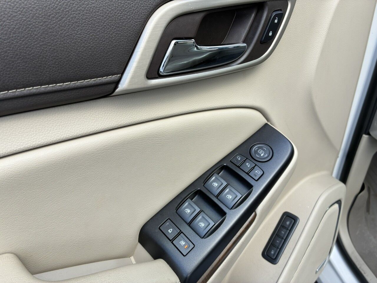 2020 GMC Yukon XL Denali Charlton MA