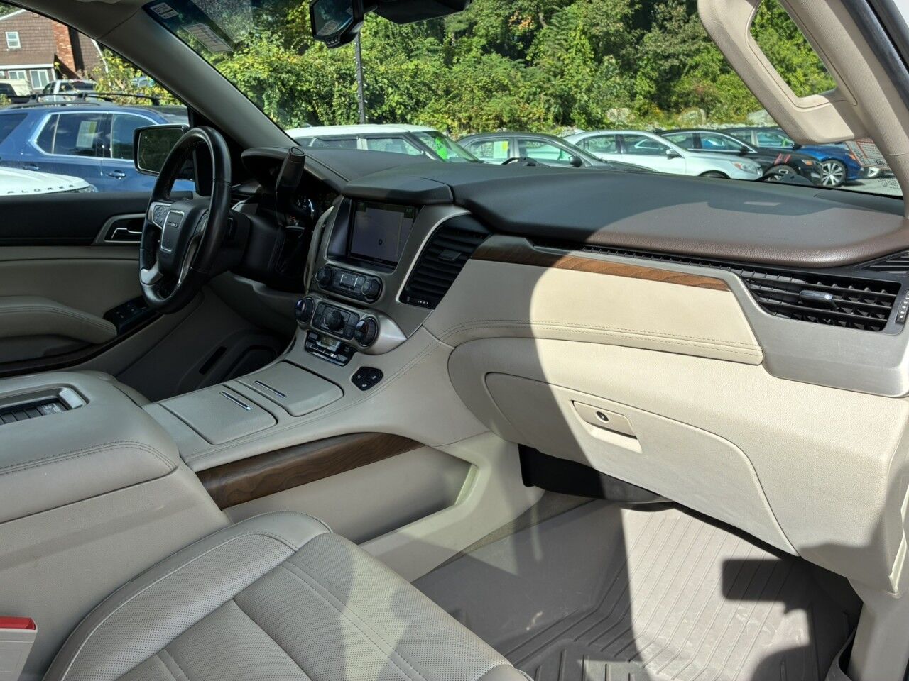 2020 GMC Yukon XL Denali Charlton MA