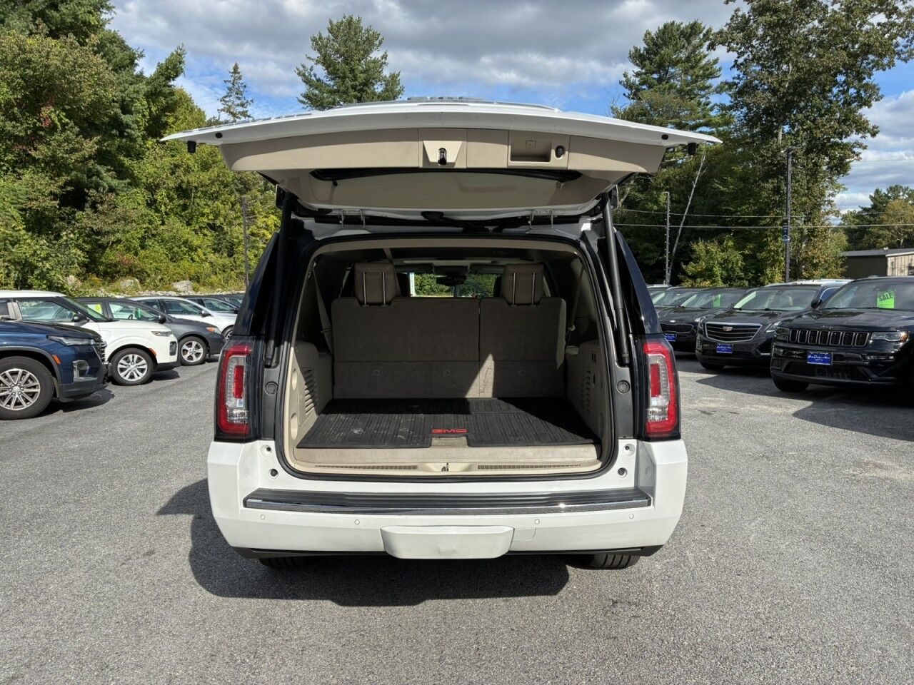 2020 GMC Yukon XL Denali Charlton MA