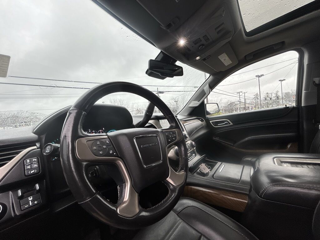 2020 GMC Yukon XL Denali Crestwood KY