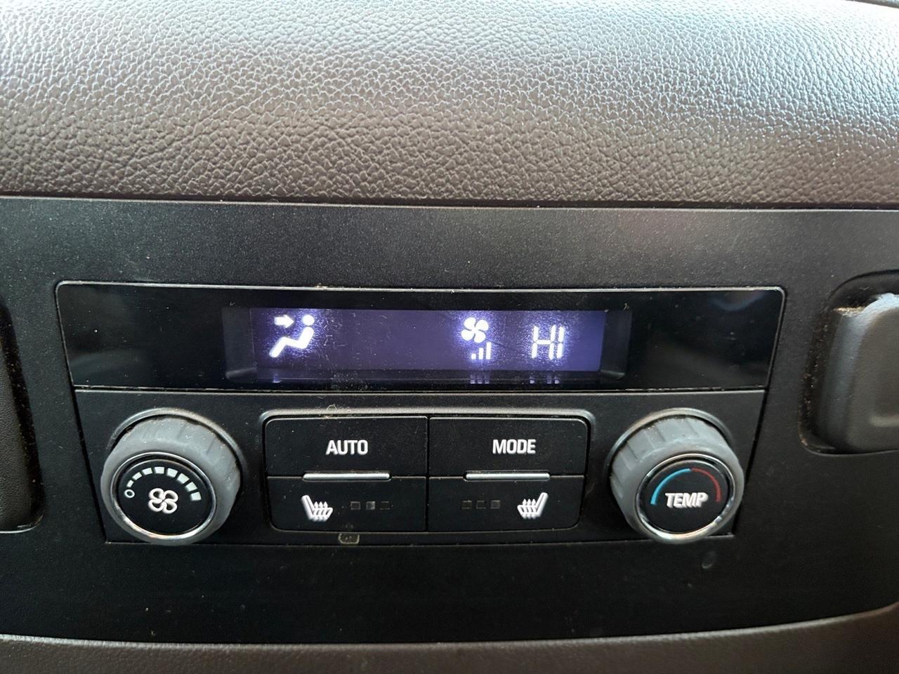 2020 GMC Yukon XL Denali, POWER RUNNING BOARDS, SUNROOF, BLIND SPOT ALERT, HANDS FREE LIFTGATE, HEADS-UP DISPLAY, POWER 3RD ROW, HEATED FRONT & REAR SEATS, APPLE CARPLAY/ANDROID AUTO, AUTO START/STOP, TOW PACKAGE, YUKON HAVE IT ALL! Virginia Beach VA