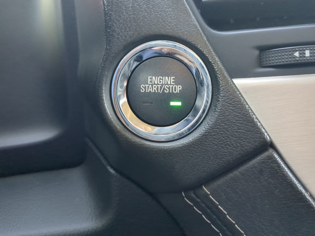 2020 GMC Yukon XL Denali Winder GA