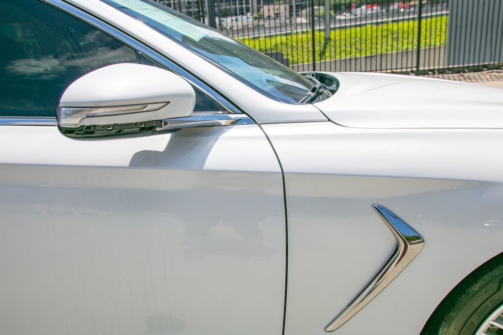 2020 Genesis G70 2.0T
