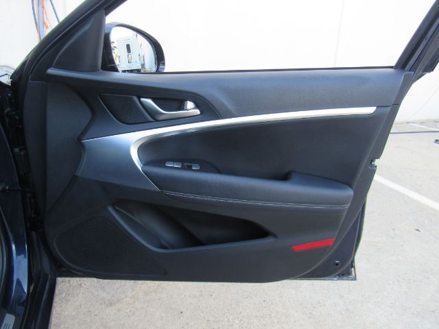 2020 Genesis G70 2.0T Plano TX