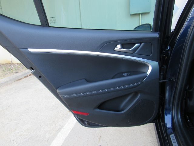2020 Genesis G70 2.0T Plano TX