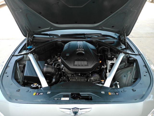 2020 Genesis G70 2.0T RWD Plano TX