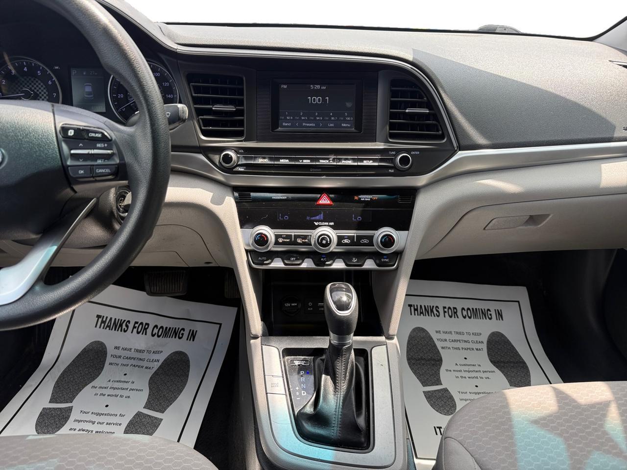 2020 HYUNDAI ELANTRA LIMITED; SE SE Kansas City MO