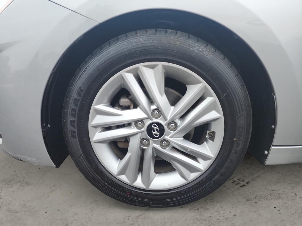 2020 HYUNDAI ELANTRA LIMITED; SEL Kansas City MO
