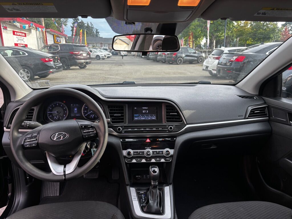 2020 HYUNDAI ELANTRA SE Des Moines WA