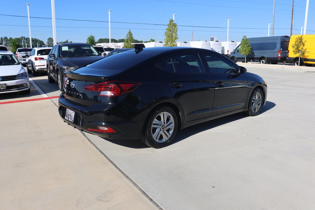 2020 HYUNDAI ELANTRA SEL BLACK at G Motors