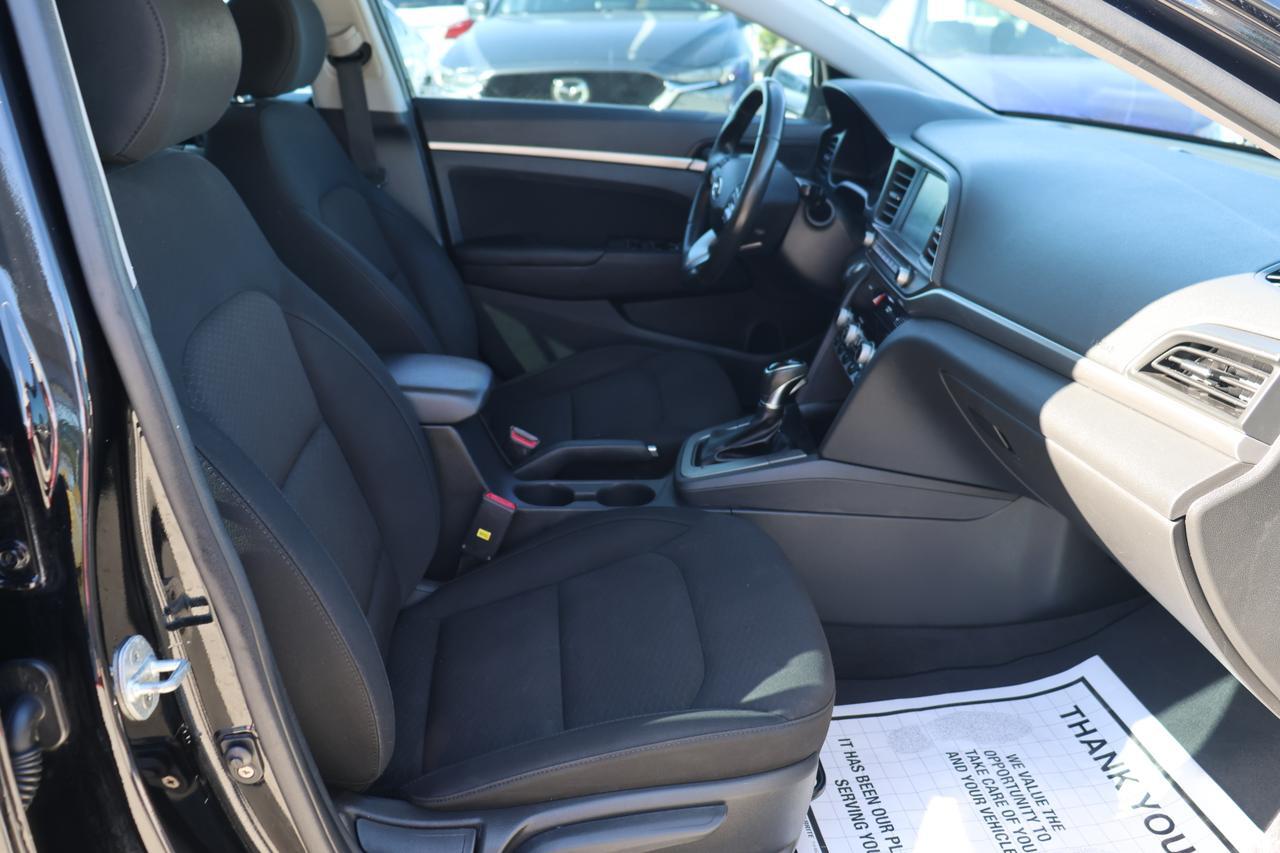 2020 HYUNDAI ELANTRA SEL BLACK at G Motors