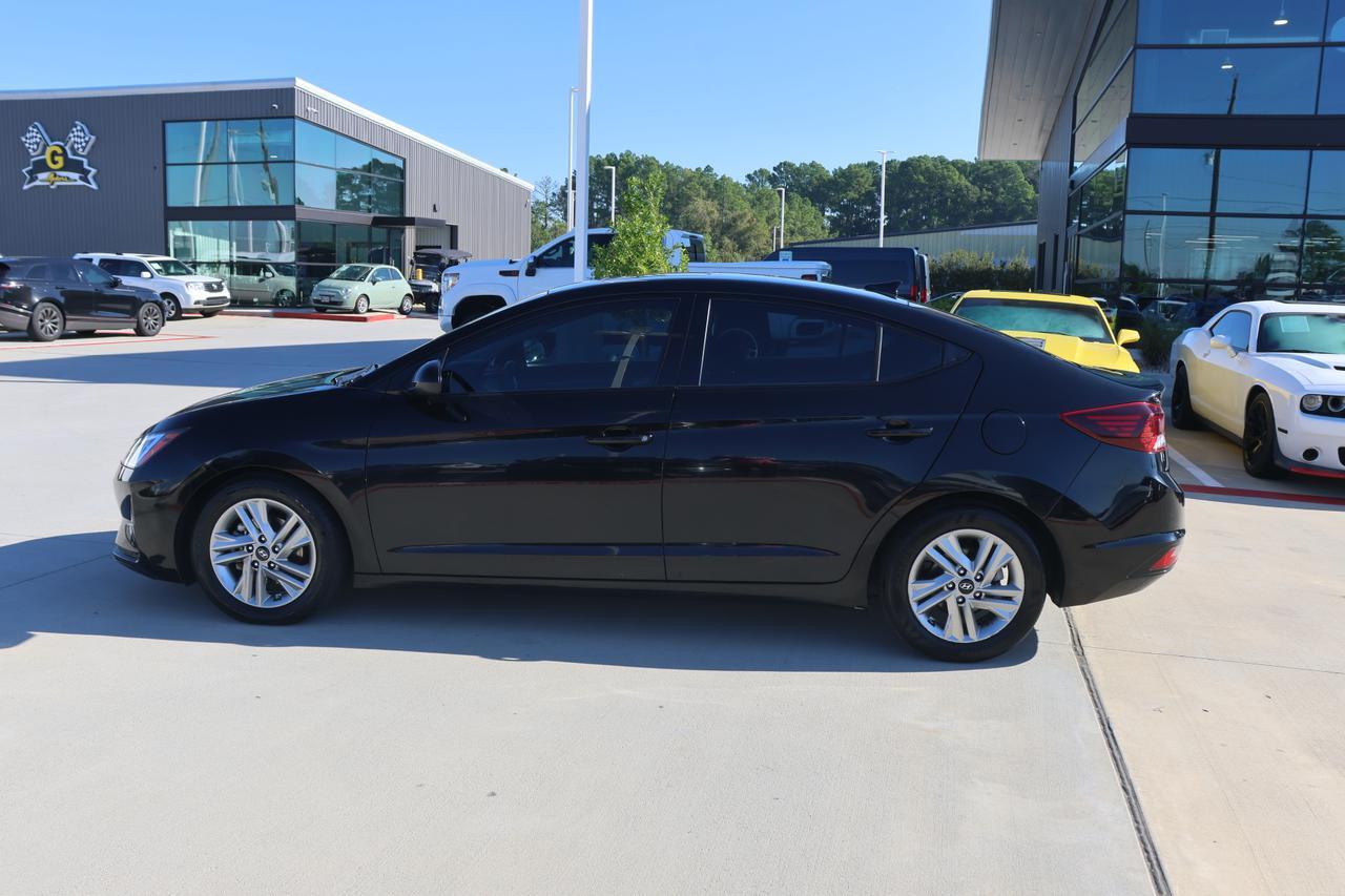 2020 HYUNDAI ELANTRA SEL BLACK at G Motors