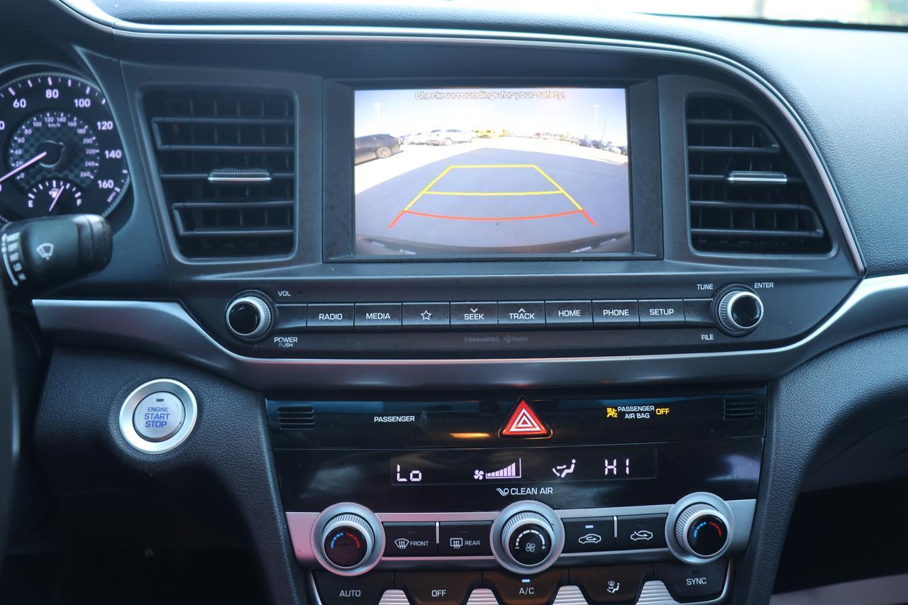 2020 HYUNDAI ELANTRA SEL BLACK at G Motors