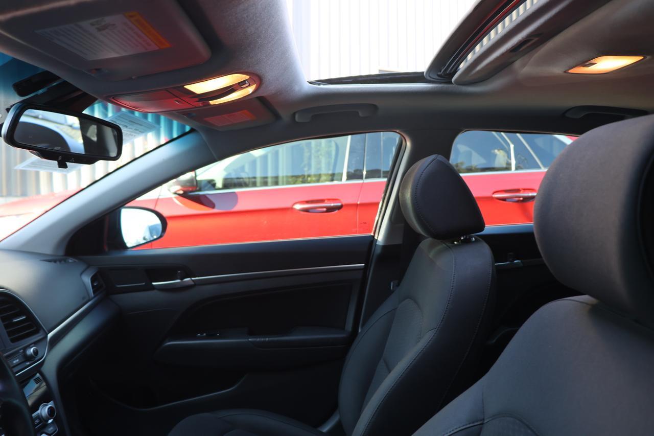 2020 HYUNDAI ELANTRA SEL BLACK at G Motors