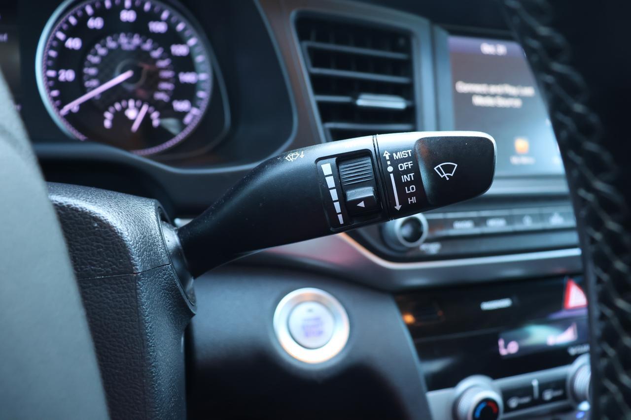 2020 HYUNDAI ELANTRA SEL BLACK at G Motors