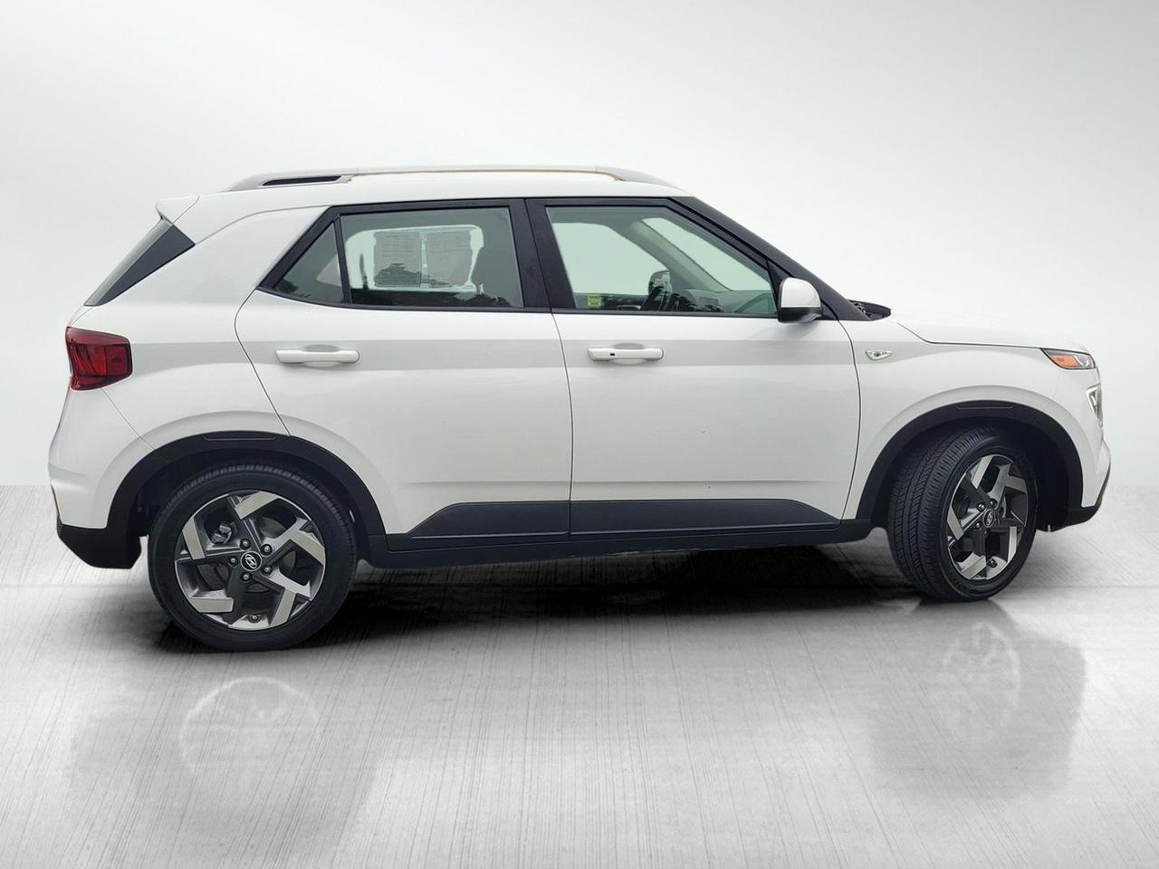 2020 HYUNDAI VENUE SEL