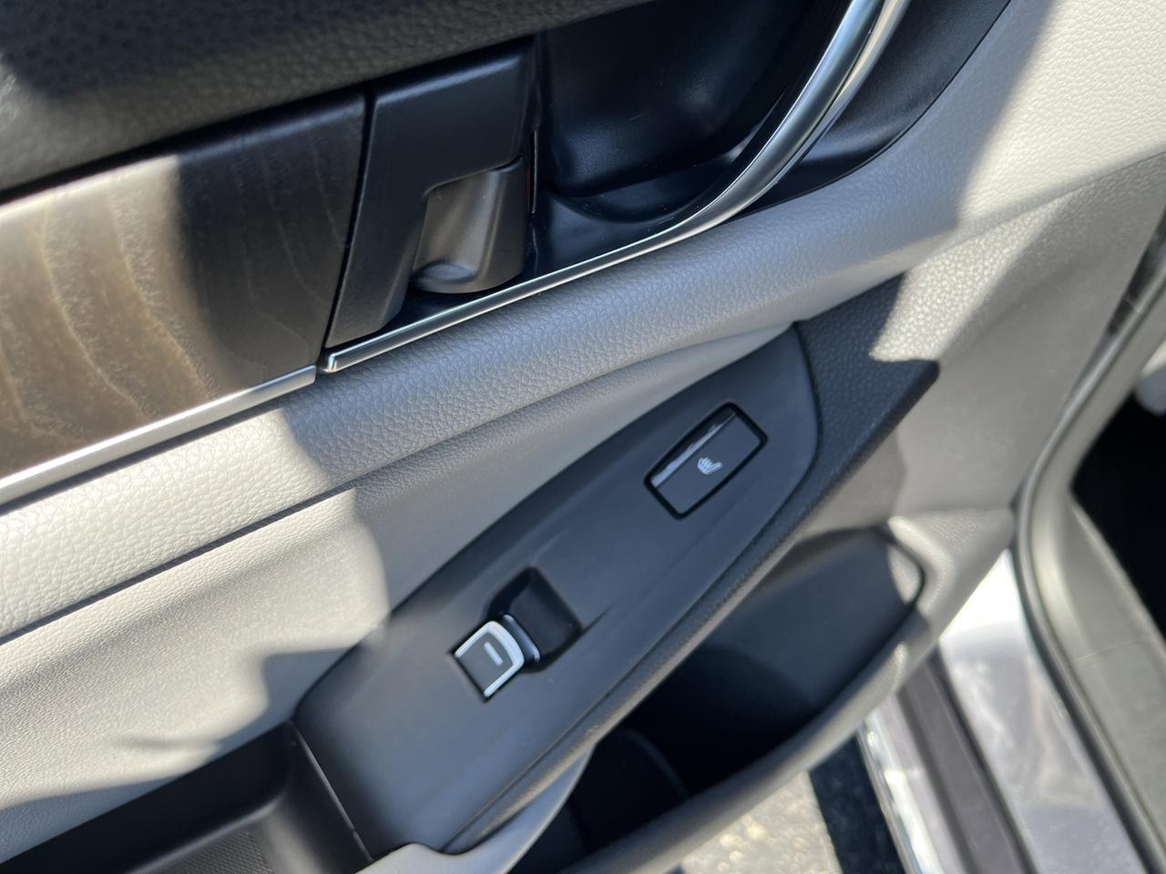 2020 Honda Accord Sedan Touring 2.0T w/Sunroof Nav HtdCldMemLthr Saukville WI