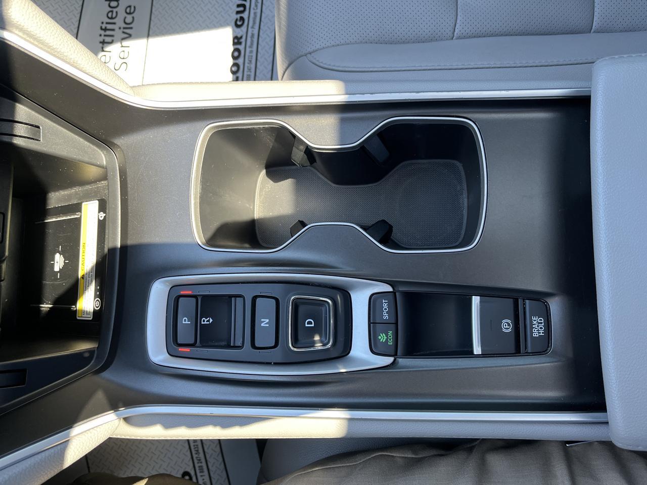 2020 Honda Accord Sedan Touring 2.0T w/Sunroof Nav HtdCldMemLthr Saukville WI