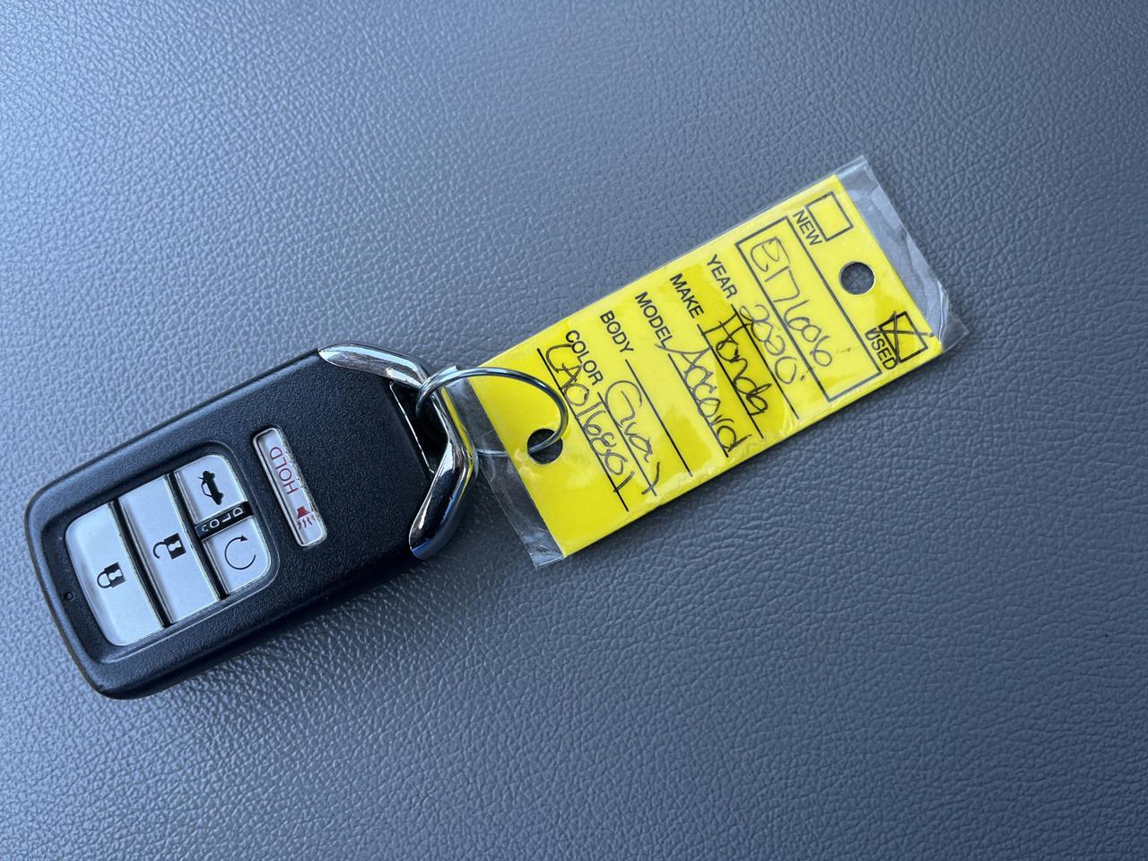 2020 Honda Accord Sedan Touring 2.0T w/Sunroof Nav HtdCldMemLthr Saukville WI