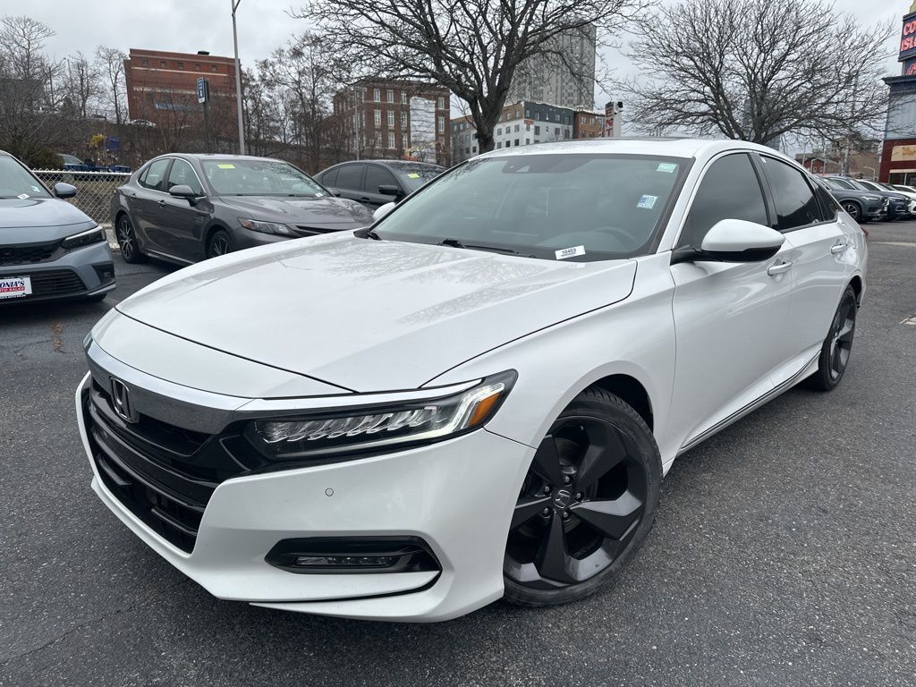 2020 Honda Accord Touring's photo