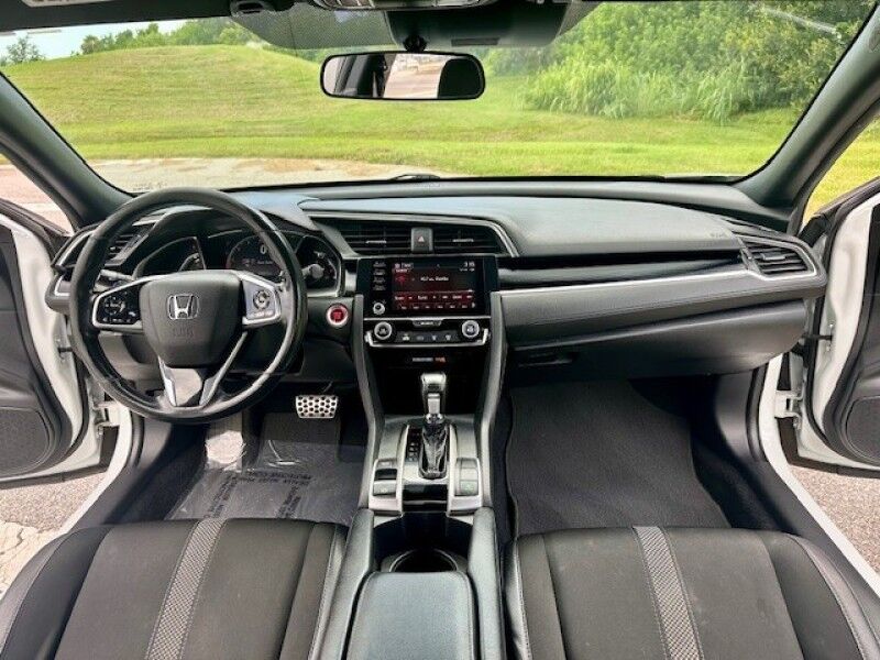 2020 Honda CIVIC SEDAN SPORT SERVICED BRAND NEW TIRES BLACKED OUT WHEELS SERVICED 2.0L ENGINE Sarasota FL