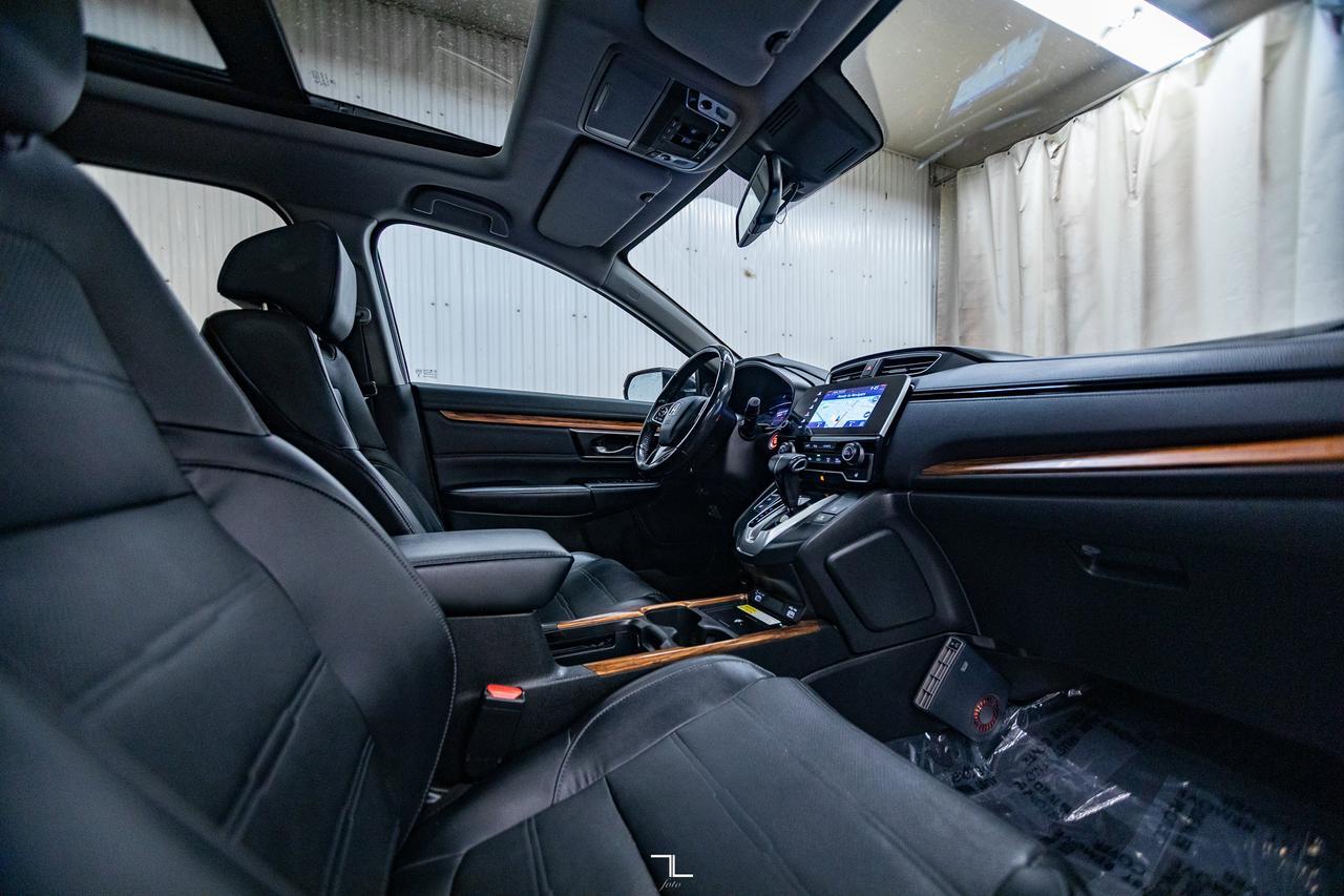 2020 Honda CR-V AWD Touring Leather Roof Nav BCam Red Deer AB