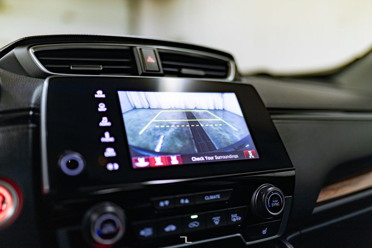 2020 Honda CR-V AWD Touring Leather Roof Nav BCam Red Deer AB