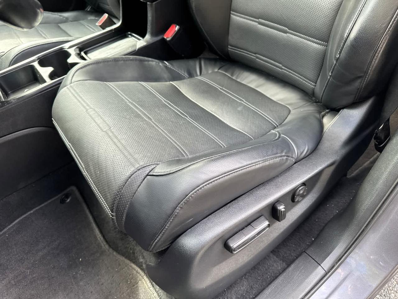 2020 Honda CR-V EX-L photo 16