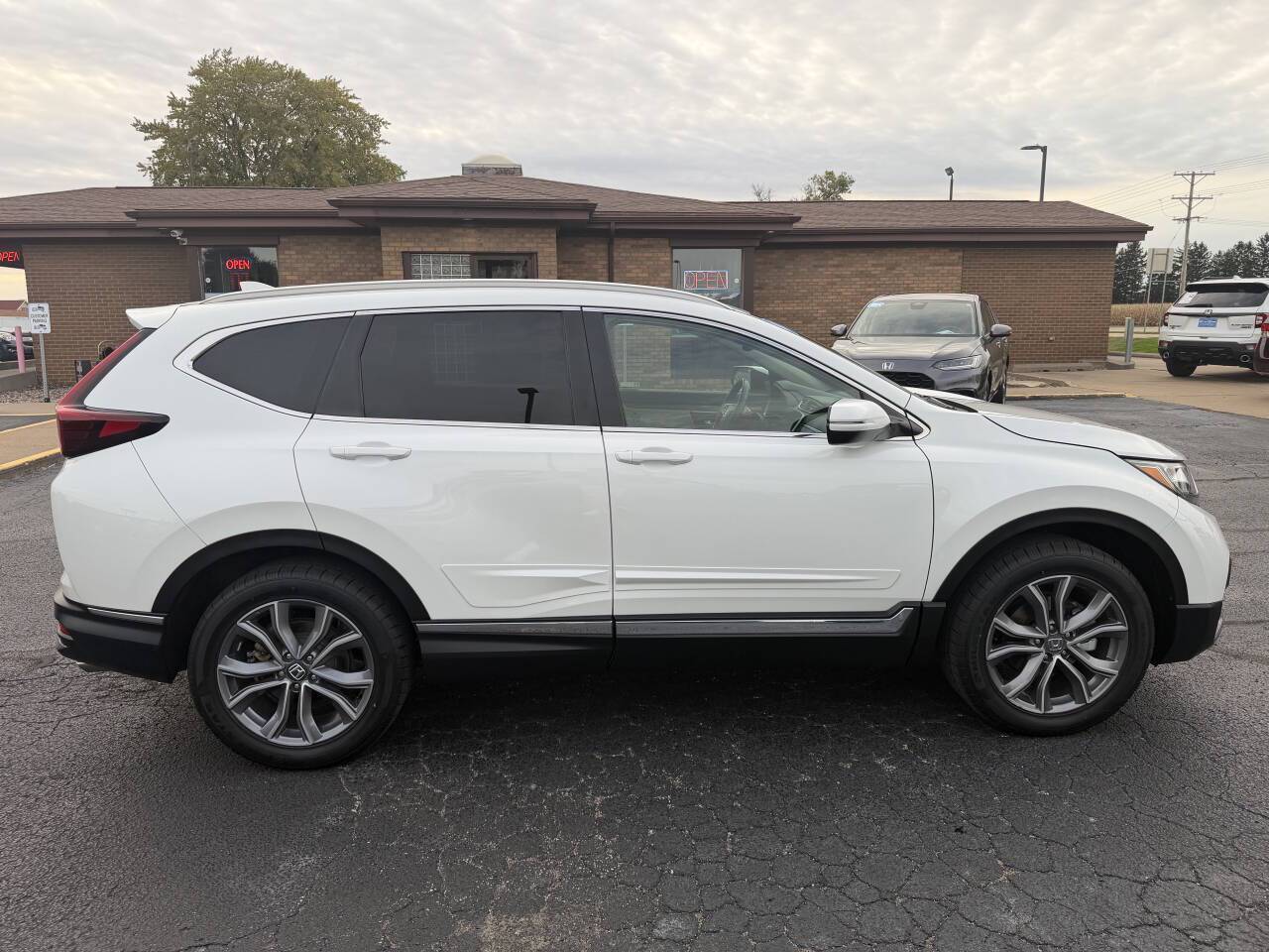 2020 Honda CR-V Touring AWD 4dr SUV Eldridge IA