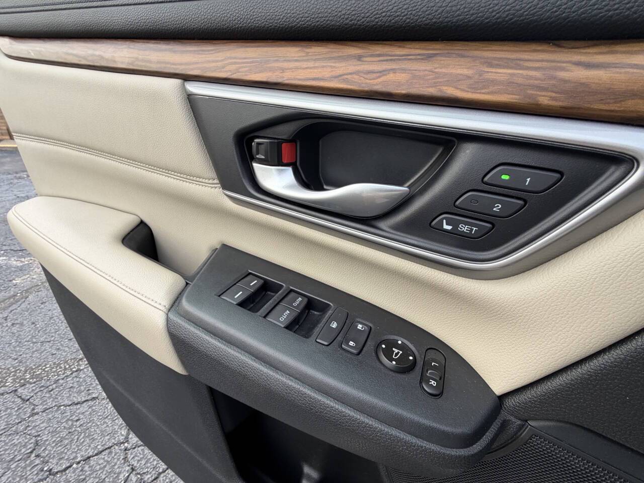 2020 Honda CR-V Touring AWD 4dr SUV Eldridge IA