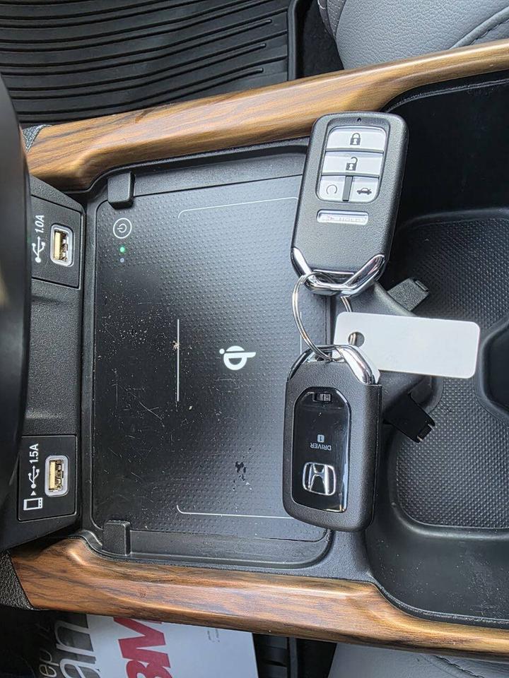 2020 Honda CR-V Touring AWD 4dr SUV Eldridge IA