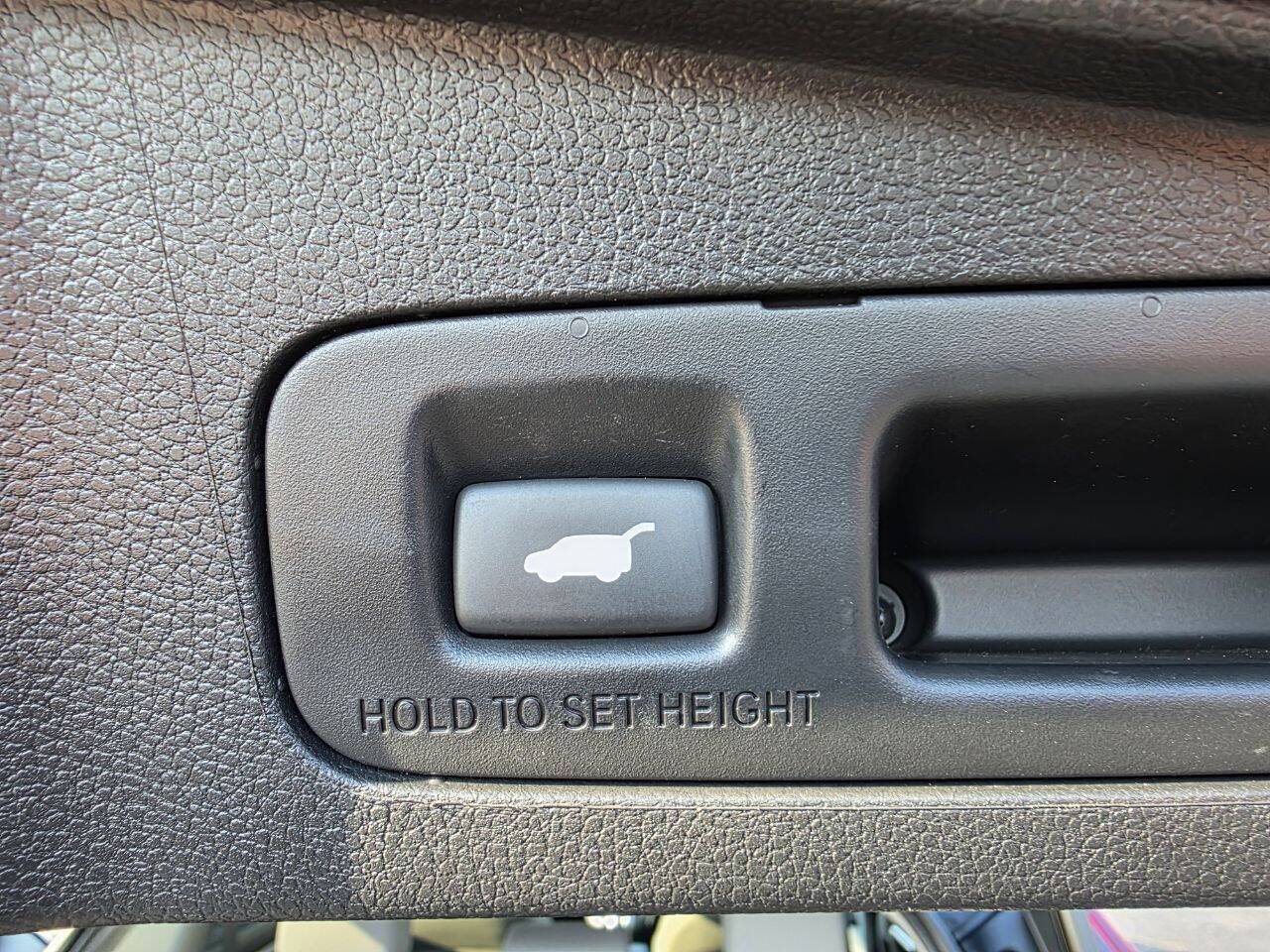 2020 Honda CR-V Touring AWD 4dr SUV Eldridge IA