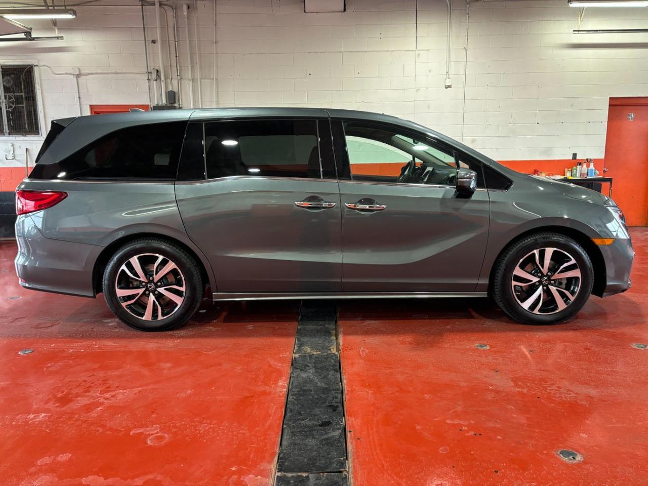 2020 Honda Odyssey Elite