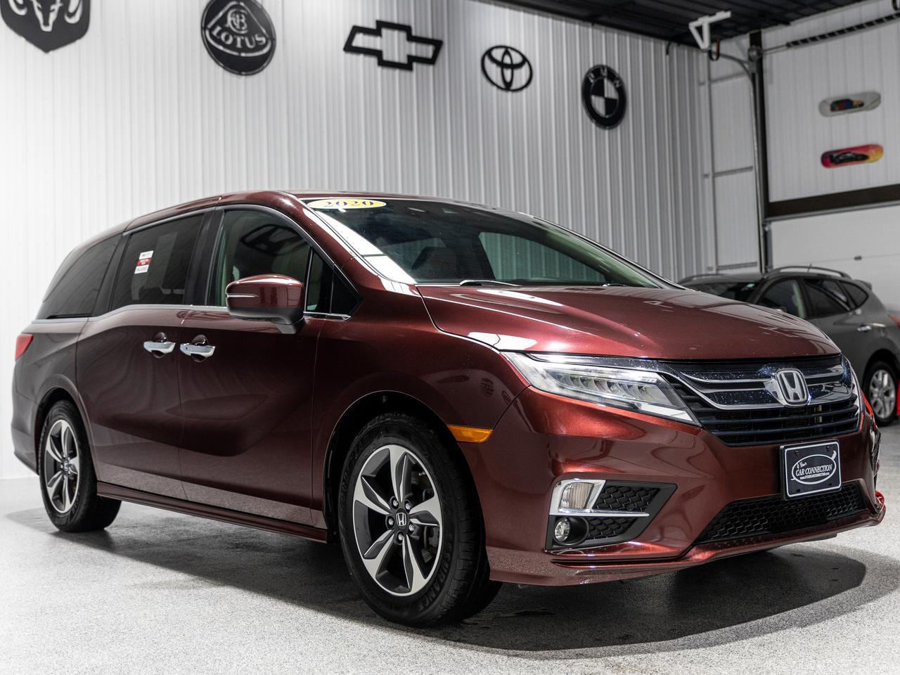 2020 Honda Odyssey Touring 8-Passenger NAV