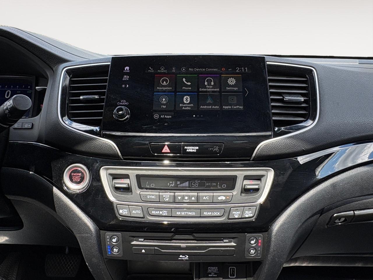 2020 Honda Pilot Black Edition, RUNNING BOARDS, TOW PACKAGE, 3RD ROW SEATS, CAPTAINS CHAIRS, DVD ENTERTAINMENT, 360 BACKUP CAMERA, APPLE CARPLAY/ANDROID AUTO, PANORAMIC MOONROOF, HEATED & A/C SEATS, ROOF RACKS, POWER LIFTGATE, CLEAN CARFAX, BE READY IN THIS HONDA! Virginia Beach VA