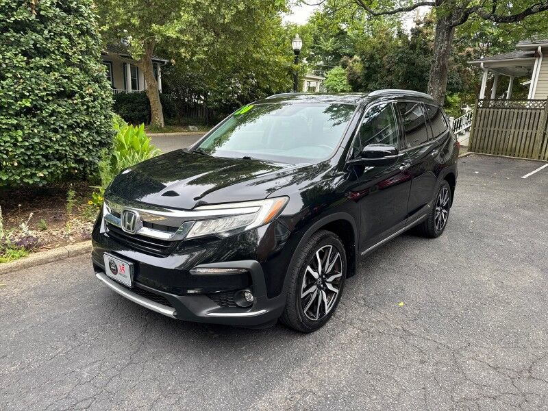 2020 Honda Pilot Touring 8-Passenger AWD