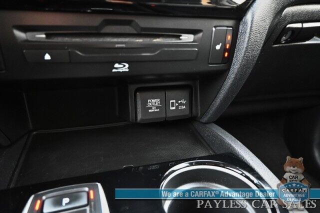 2020 Honda Pilot Touring / AWD / AutoStart / Front & Rear Heated Leather Seats / Sunroof / Navigation / Lane Departure & Blind Spot Alert / Apple CarPlay & Android Auto / Rear Entertainment / 3rd Row / Seats 8 / 26 MPG Anchorage AK