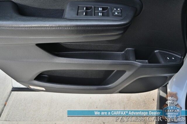 2020 Honda Pilot Touring / AWD / AutoStart / Front & Rear Heated Leather Seats / Sunroof / Navigation / Lane Departure & Blind Spot Alert / Apple CarPlay & Android Auto / Rear Entertainment / 3rd Row / Seats 8 / 26 MPG Anchorage AK